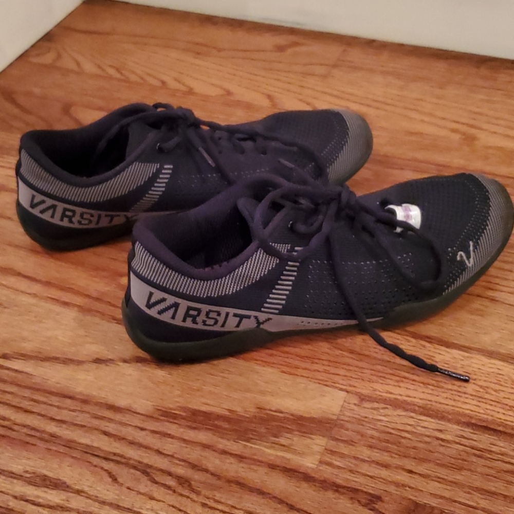 Varsity Beat cheer shoes
